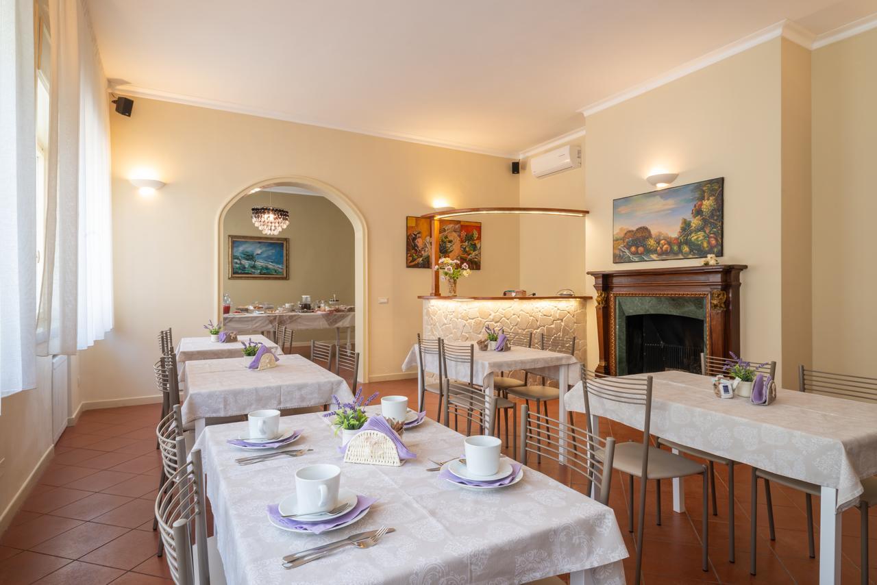 Villa Domus Salento Suites & Rooms Con Parcheggio Privato In Loco Lecce Eksteriør bilde
