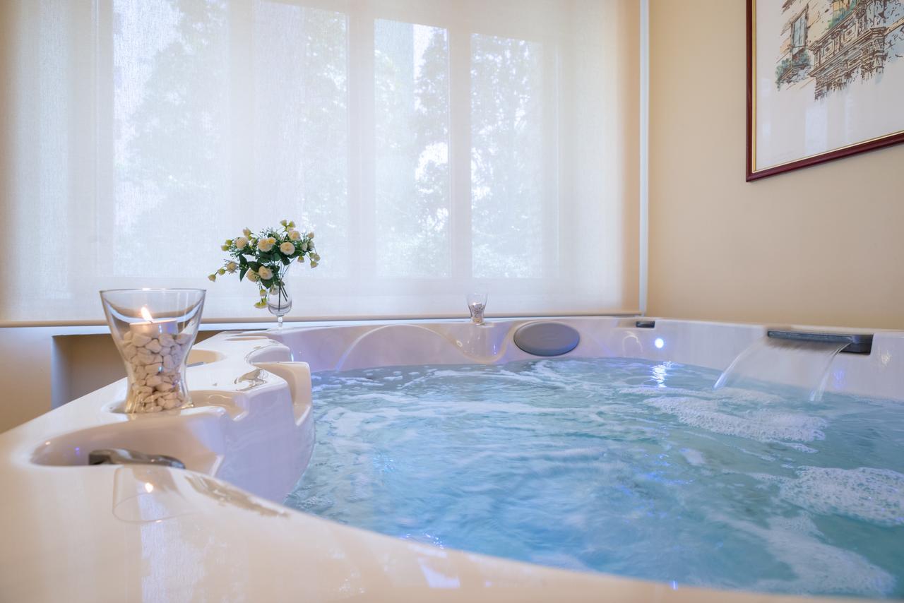 Villa Domus Salento Suites & Rooms Con Parcheggio Privato In Loco Lecce Eksteriør bilde